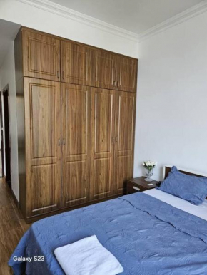lovely 2 bed, 2.5 bath condo